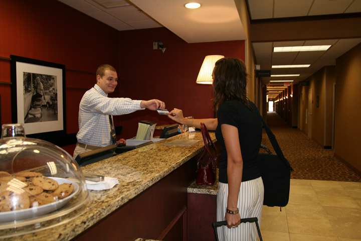 Hampton Inn Plover-Stevens Point Interior photo